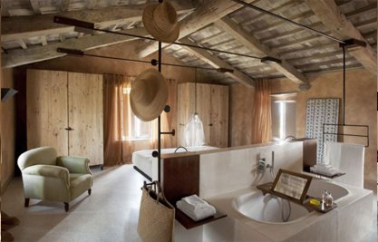 NÁSZUTAS LAKOSZTÁLY